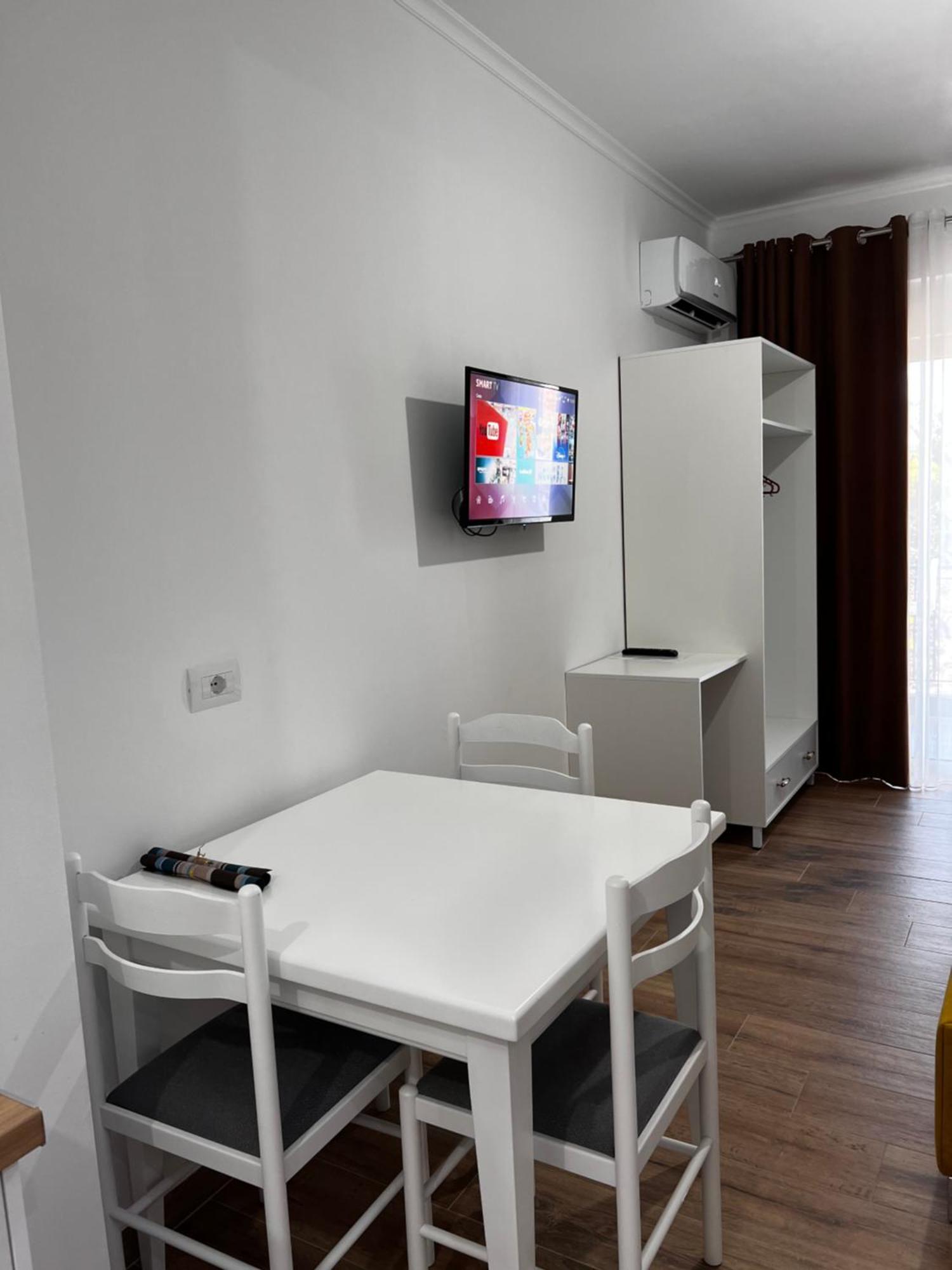 Apartament The Gwen Saranda Zewnętrze zdjęcie