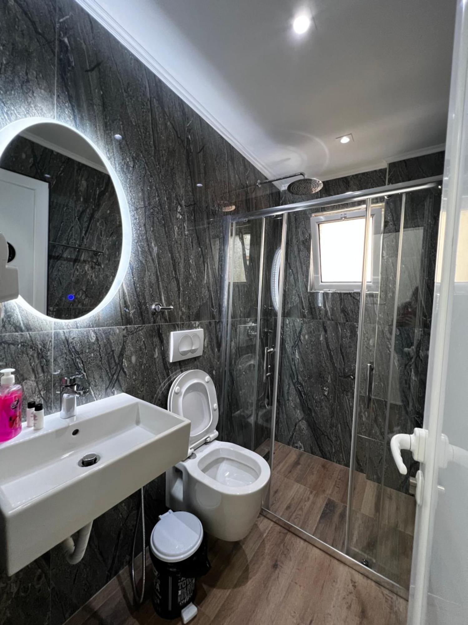 Apartament The Gwen Saranda Zewnętrze zdjęcie