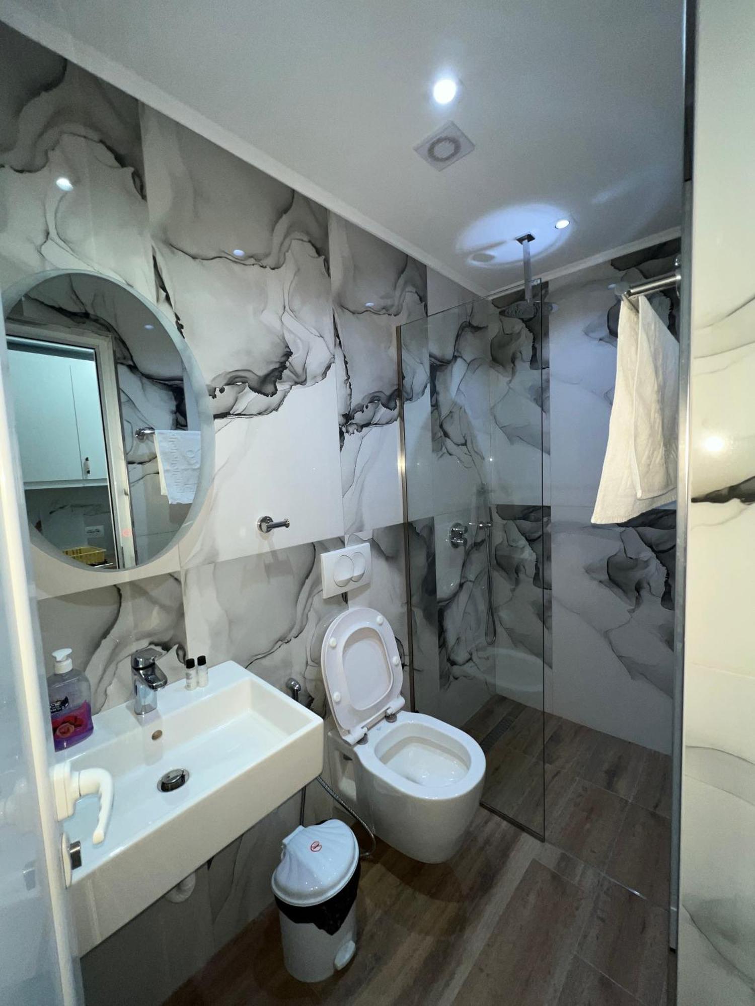 Apartament The Gwen Saranda Zewnętrze zdjęcie